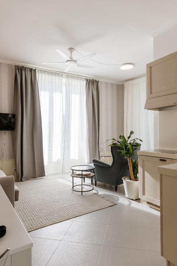 Bella Belle Griante Appartement Cadenabbia Buitenkant foto
